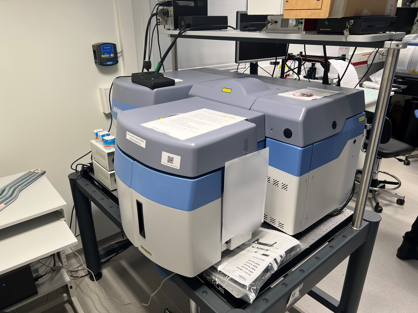 HORIBA Jobin Yvon LabRAM ARAMIS - Confocal Raman Microspectrometer